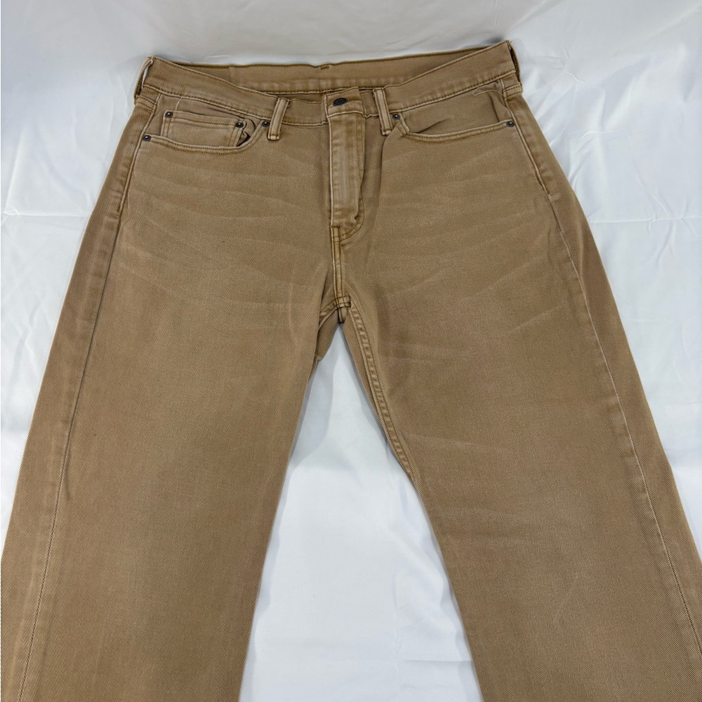 Levi’s Tan/Sand Color